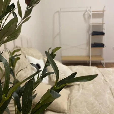 Stylisches Mit Dachterrasse Und Whirlpool *