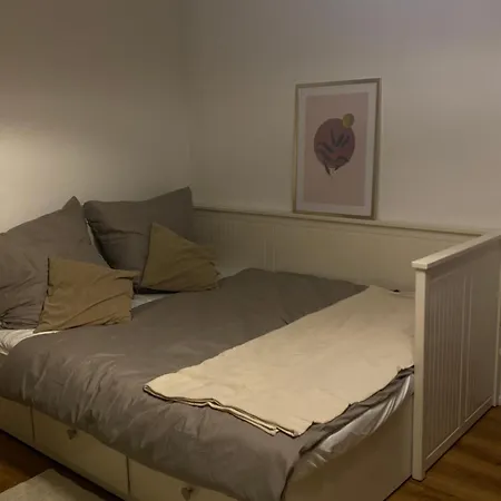 Stylisches Mit Dachterrasse Und Whirlpool