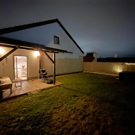 Stylisches Mit Dachterrasse Und Whirlpool 格斯特霍芬