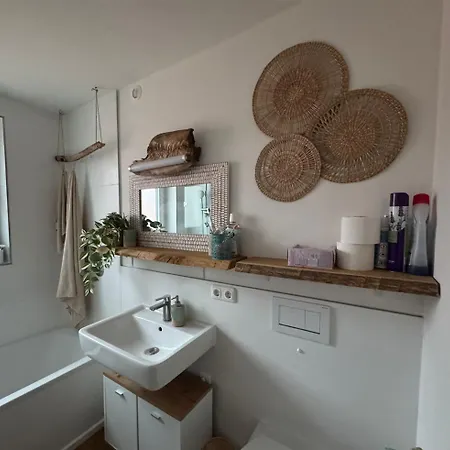 Stylisches Mit Dachterrasse Und Whirlpool 格斯特霍芬