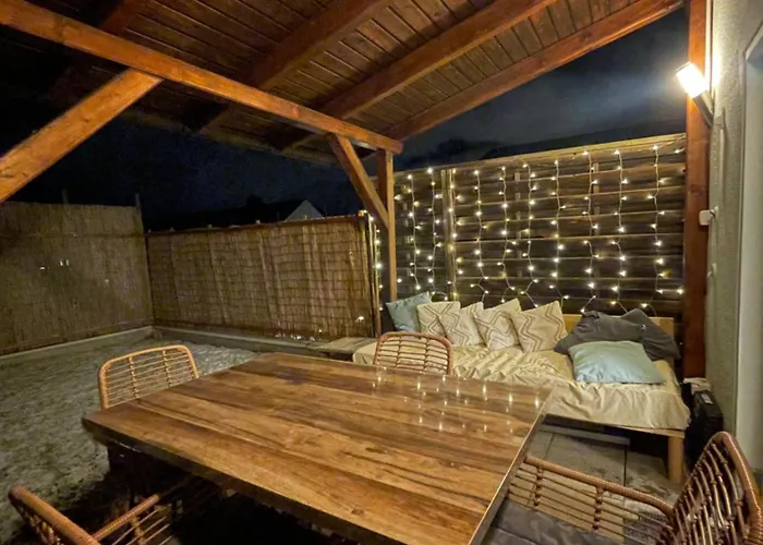 Stylisches Mit Dachterrasse Und Whirlpool *