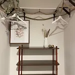 Stylisches Mit Dachterrasse Und Whirlpool 아파트
