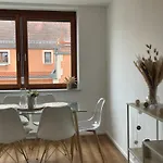 아파트 Stylisches Mit Dachterrasse Und Whirlpool *