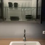 Stylisches Mit Dachterrasse Und Whirlpool 아파트 *