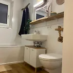 Stylisches Mit Dachterrasse Und Whirlpool 아파트
