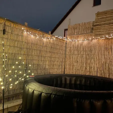 Apartmán Stylisches Mit Dachterrasse Und Whirlpool