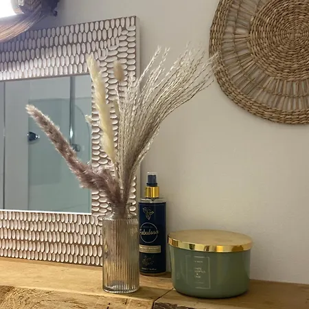 Stylisches Mit Dachterrasse Und Whirlpool