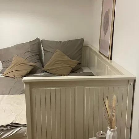Stylisches Mit Dachterrasse Und Whirlpool Apartmán Gersthofen