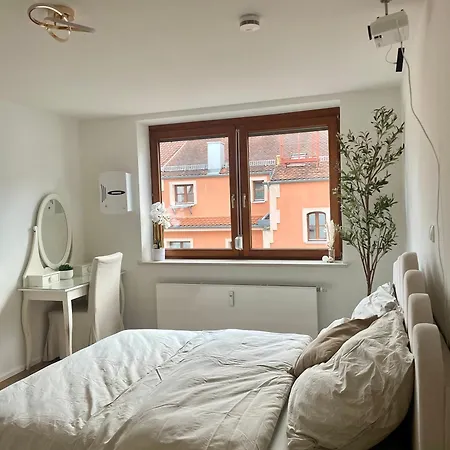 Stylisches Mit Dachterrasse Und Whirlpool Gersthofen