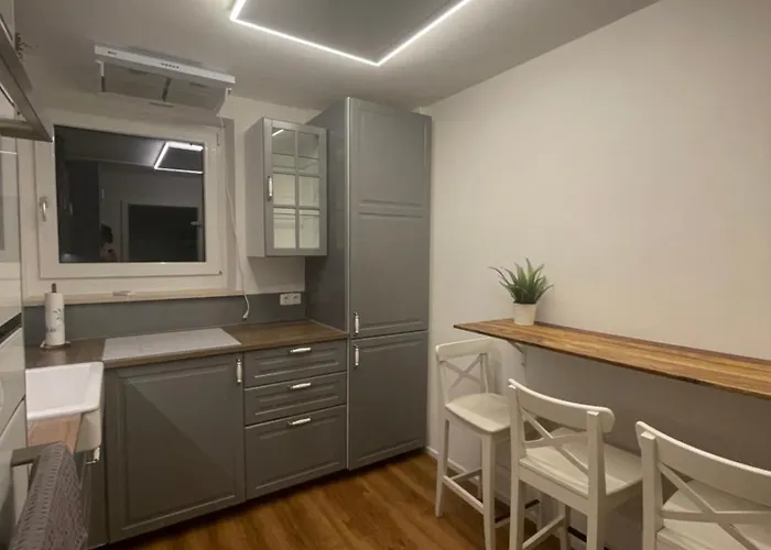 Stylisches Mit Dachterrasse Und Whirlpool * Gersthofen
