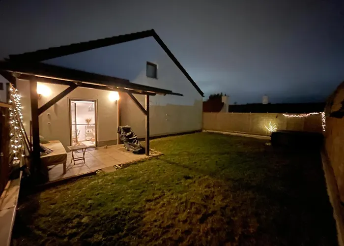 Stylisches Mit Dachterrasse Und Whirlpool Gersthofen