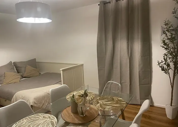 Apartment Stylisches Mit Dachterrasse Und Whirlpool Gersthofen