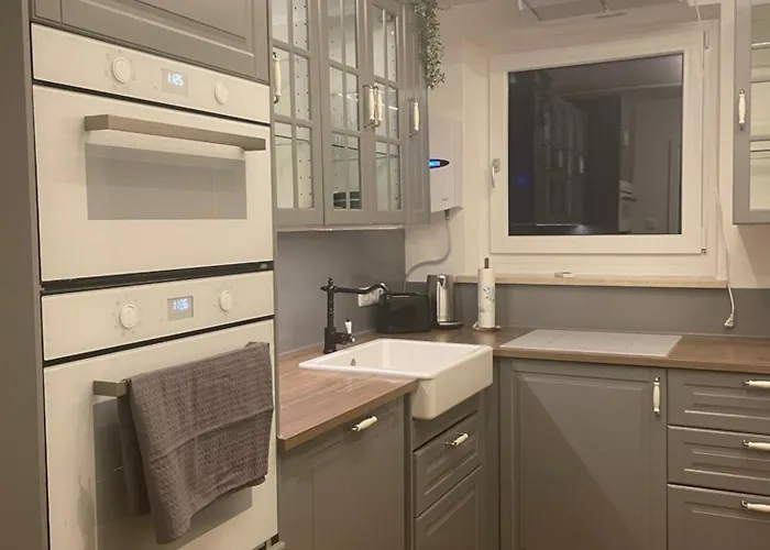 Stylisches Mit Dachterrasse Und Whirlpool * Gersthofen